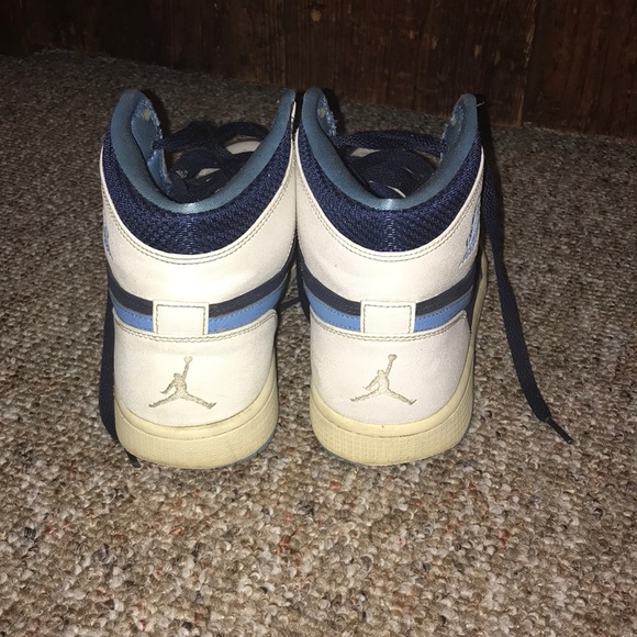 Air Jordan 1 CP3 - Picture 4 of 5